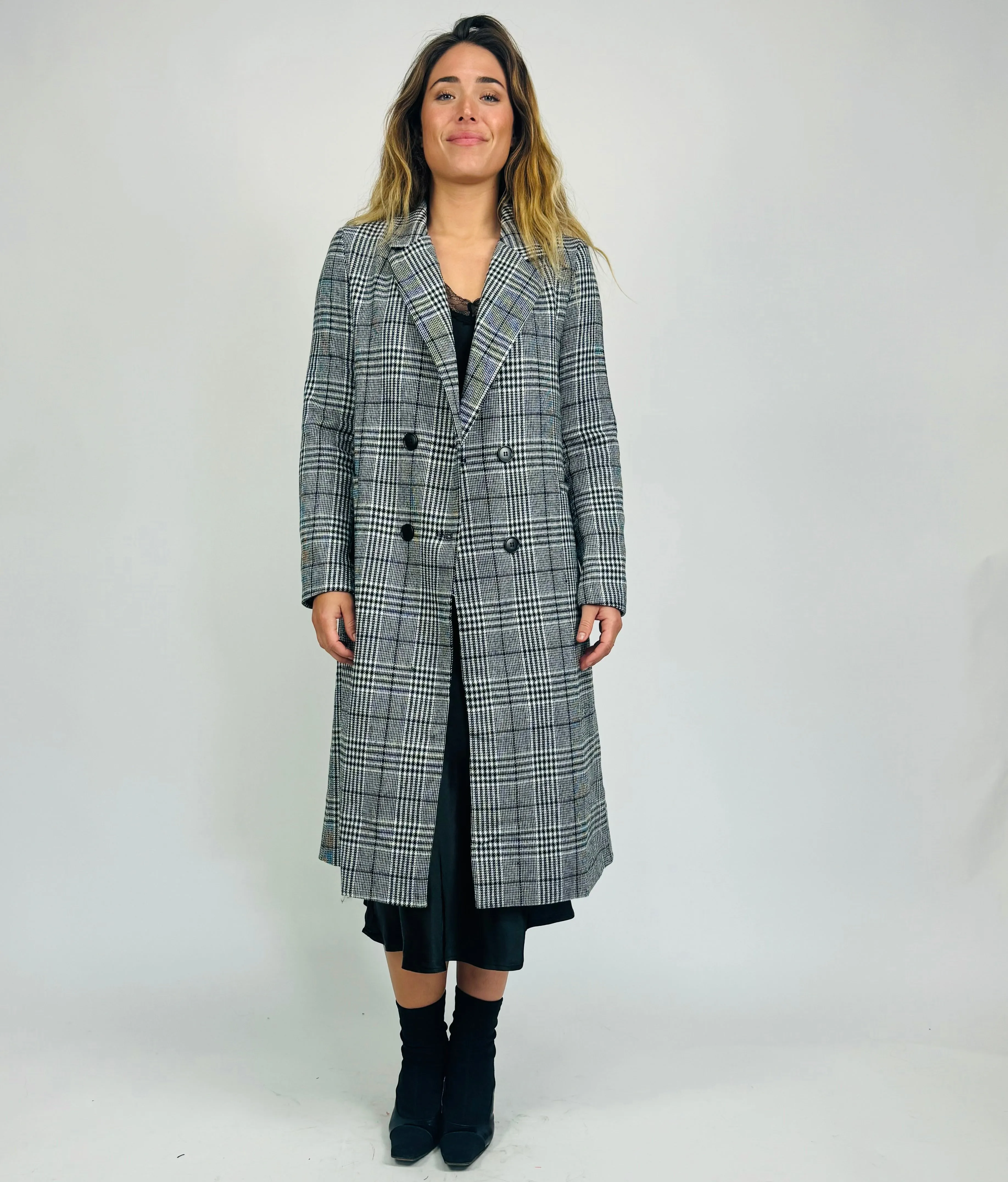 CHECKED COAT