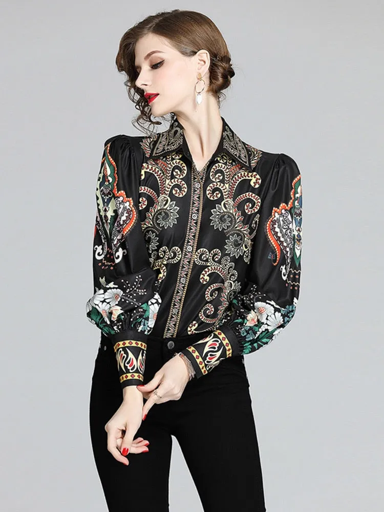 Fashionable women's blouse printed with lantern sleeves