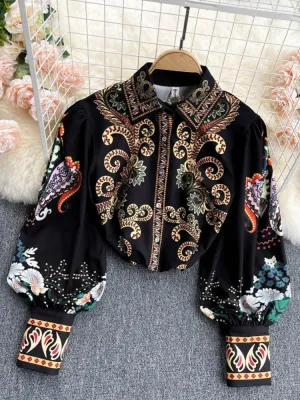 Fashionable women's blouse printed with lantern sleeves