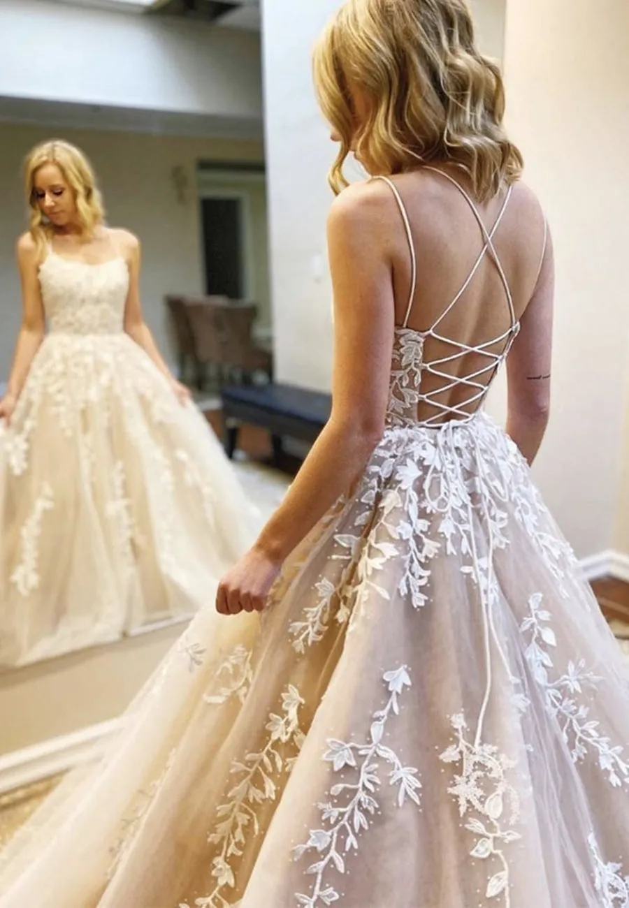 Long Princess A-line Scoop Neck Tulle Lace Backless Formal Prom Dresses