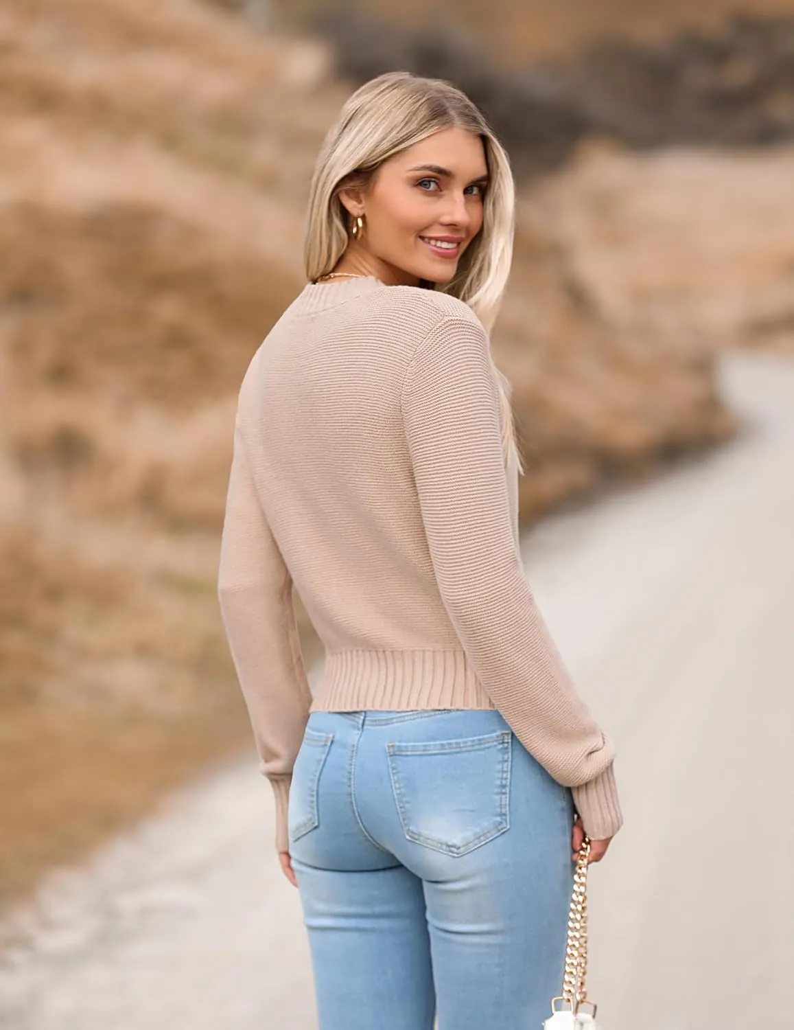 Zeagoo Women's 2024 Fall Crewneck Cropped Sweater